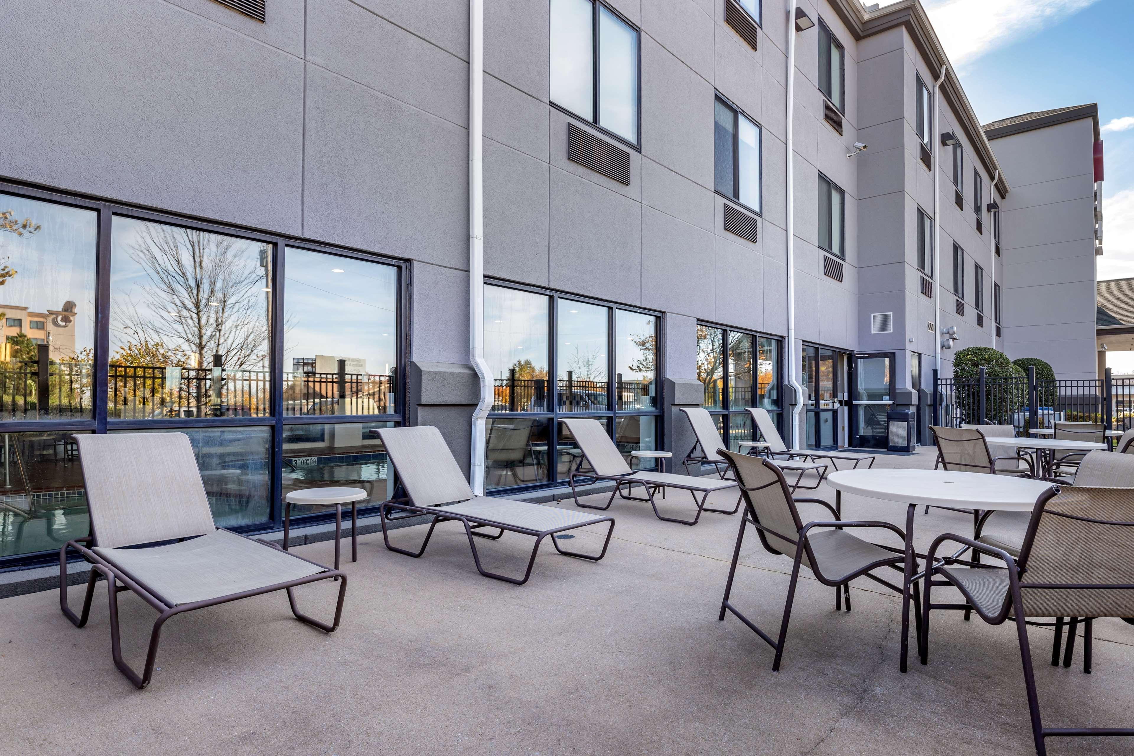 Best Western Plus Castlerock Inn&Suites Bentonville Exterior foto